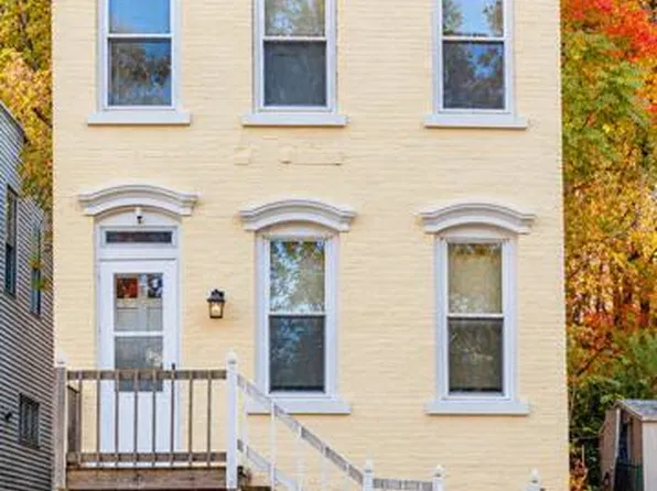 10 Van Every Avenue, Troy, NY 12180