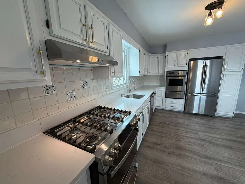 3 bed, 1200 sqft, $3,850 — Photo 4