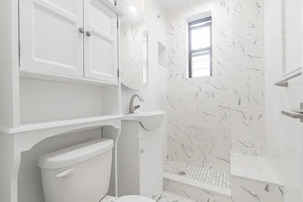 Rented by Compass | media 28