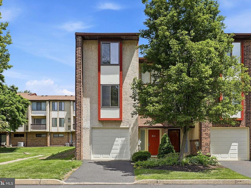 1st image of 13-1 Aspen Way