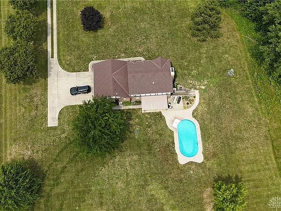 3rd image of 7170 Salem Rd