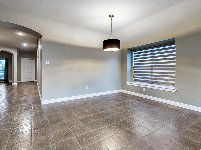 4629 Brighton Dr — Photo 6