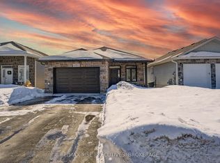 130 Brennan Cres, Loyalist, ON K0H 2H0