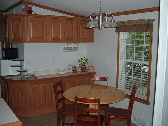 5th image of 137 Leicester Street