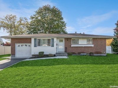 252 W 10th Street, Deer Park, NY, 11729