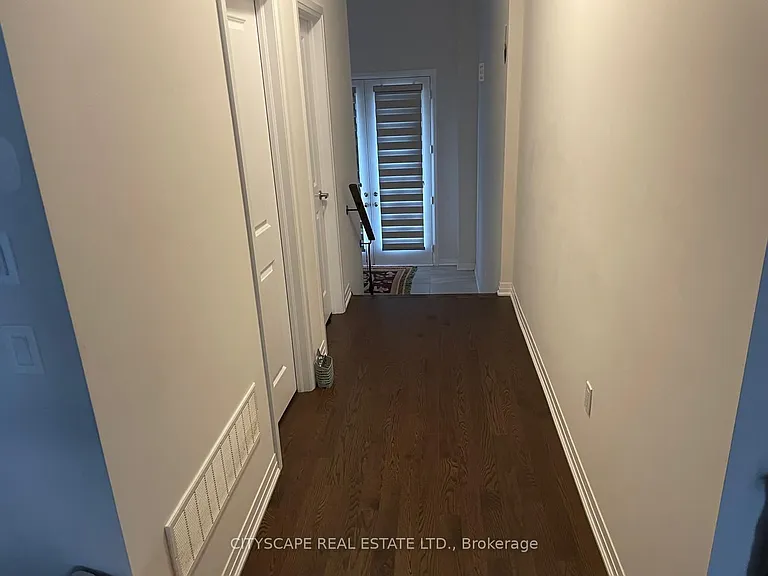 86 Gibson St — Photo 14
