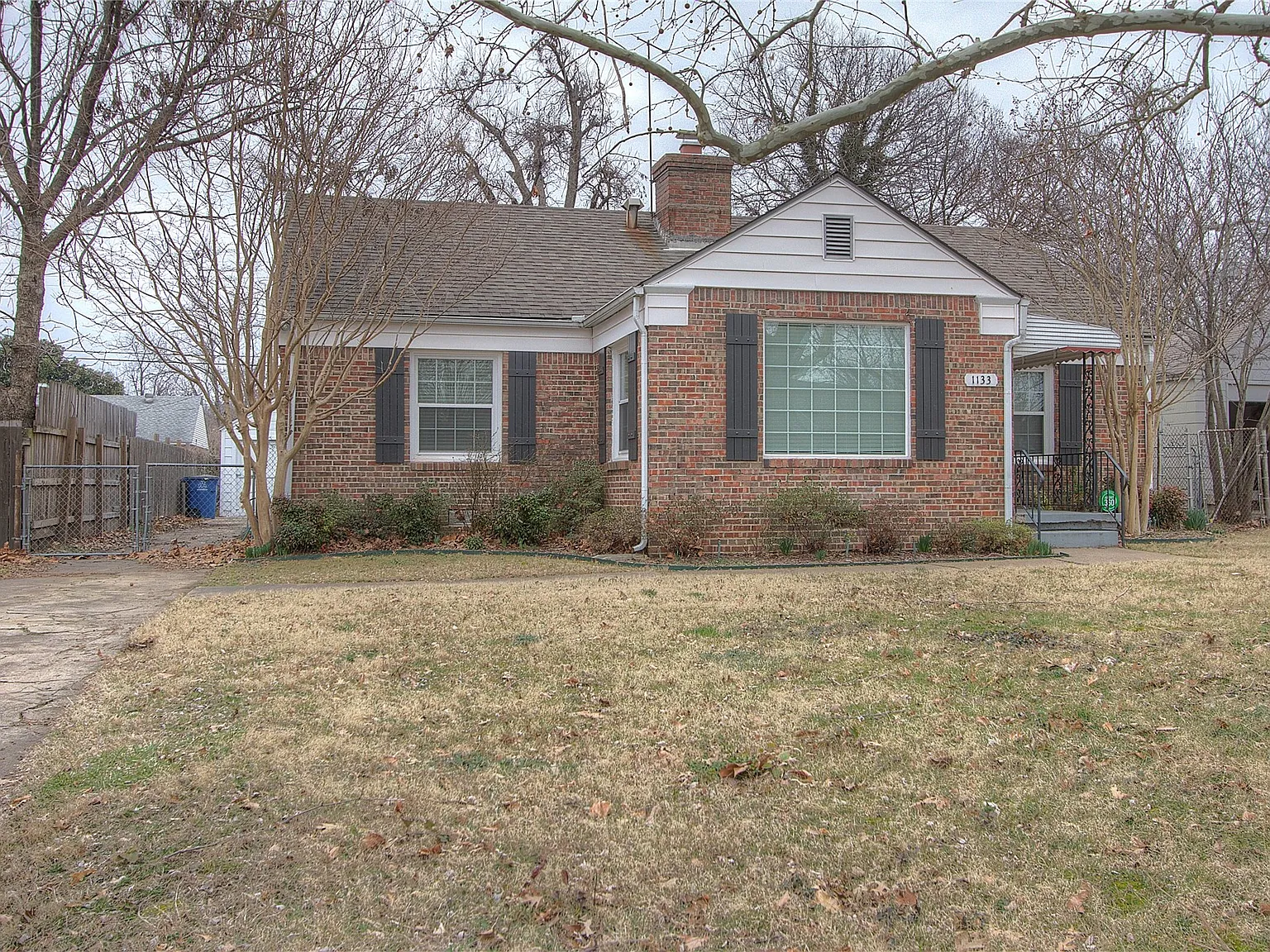 2 bed, 1.0 bath, 1284 sqft, $1,500 — Photo 1