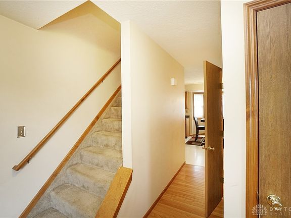 5th image of 6955 Devon Dr