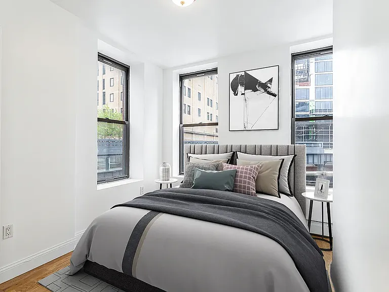 457 W 17th St #1 — Photo 2