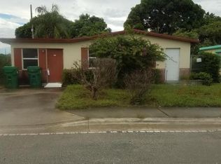 656 W 2nd St, Riviera Beach, FL 33404