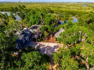 711 Faulkner St, New Smyrna Beach, FL 32168