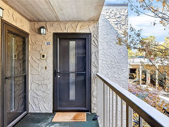 2nd image of 165 Cliffside Dr