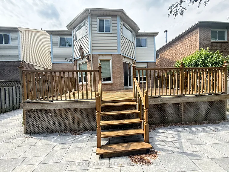 3058 Dalehurst Dr — Photo 37