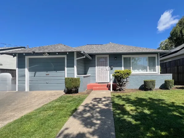 1205 12th St, Santa Rosa, CA 95404