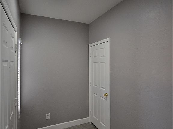 3rd image of 205 N 74th St Unit 101
