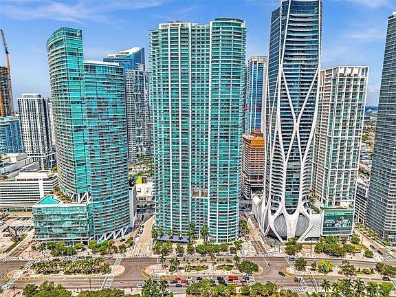 5th image of 900 Biscayne Blvd APT 1708
