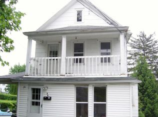 3 Hopkins St, Plains, PA 18705