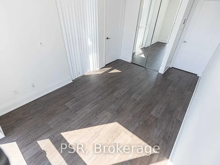 101 Erskine Ave #903 — Photo 16
