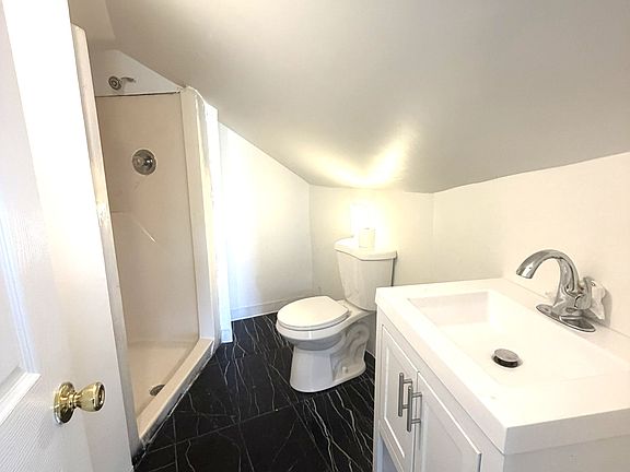 5th image of 565 W Main St APT 5