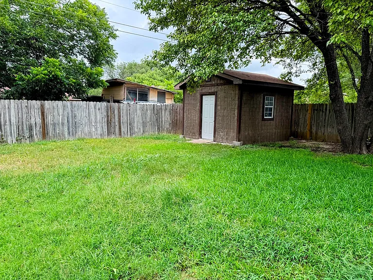 1803 Fairway Dr — Photo 30