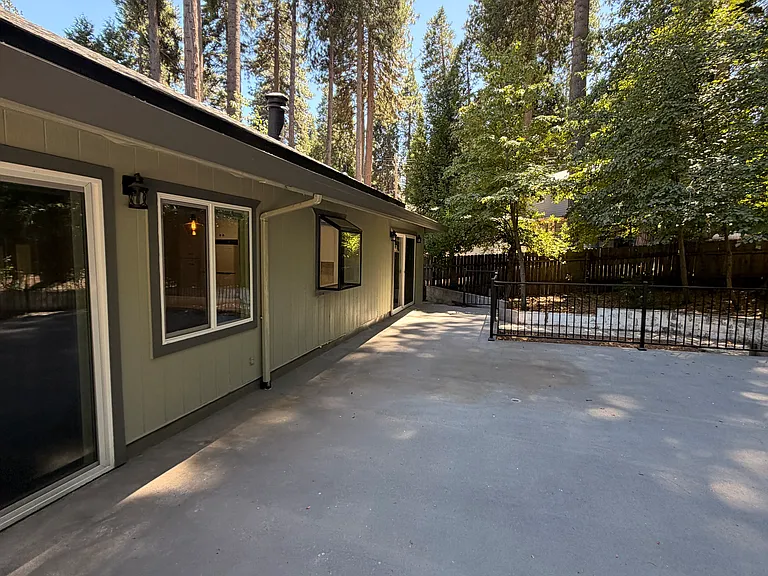 2926 Piazza Ct #1 — Photo 47