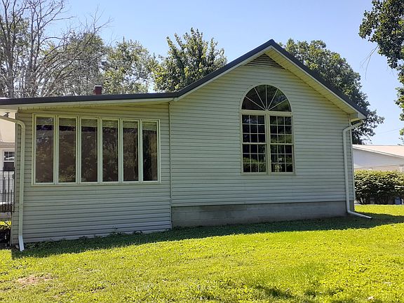 Sun Porch and end of great room.