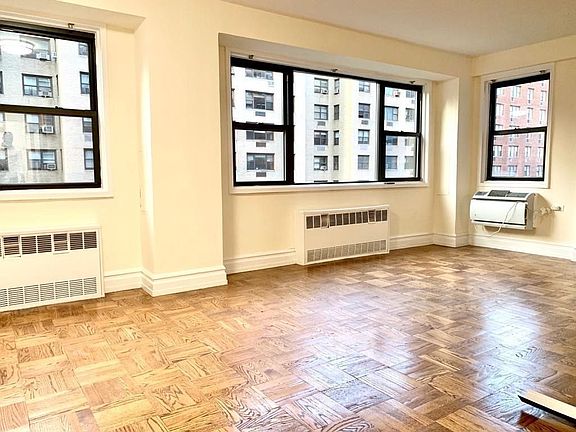 3rd image of 420 E 79th St #8BB
