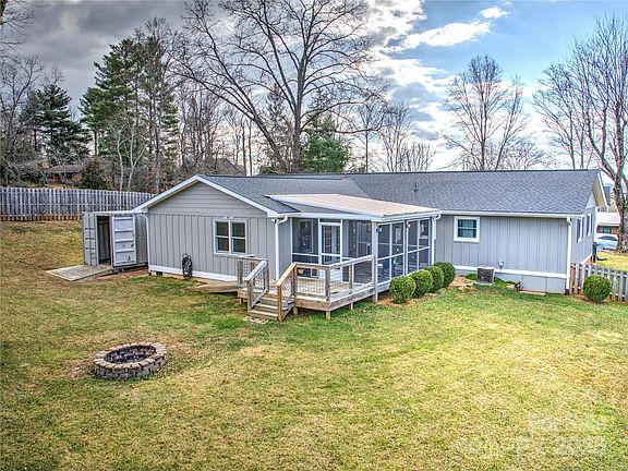 2nd image of 32 Southwicke Dr