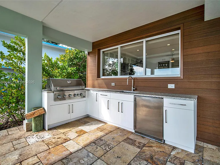 69 Shoreland Dr — Photo 27