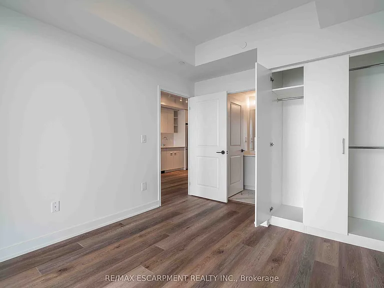 2075 Lakeshore Rd #707 — Photo 19