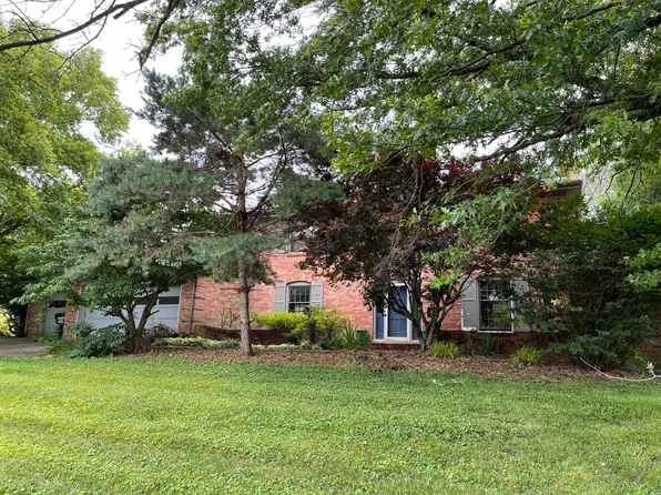 1687 Williamsburg Rd, Lexington, KY 40504