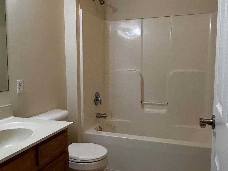 355 Channing Dr — Photo 15