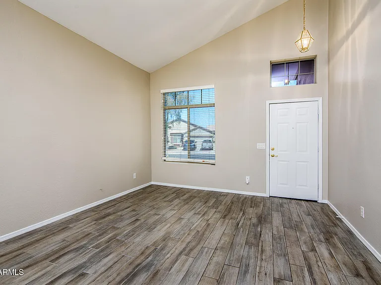 43395 W Wild Horse Trl — Photo 10