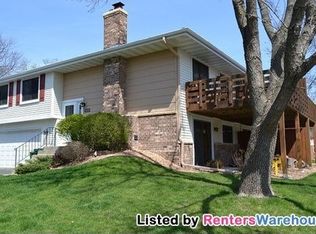 8438 97th St W, Bloomington, MN 55438