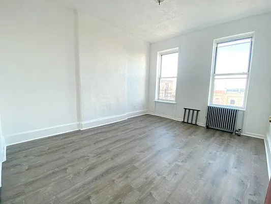 Rented by Brooklyn Property Group LLC | media 11