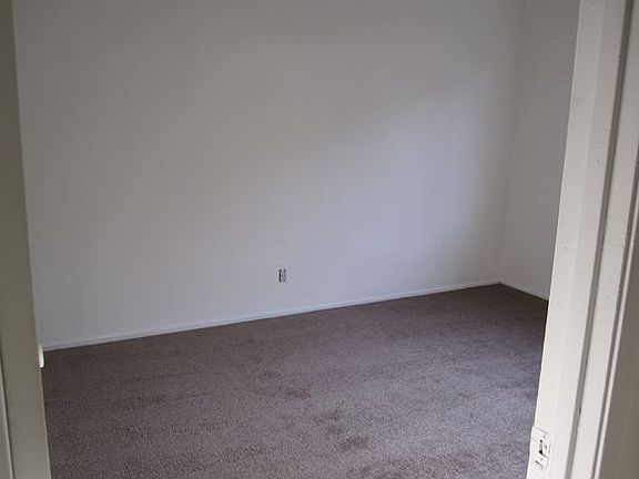 3rd image of 3137 Central Ave