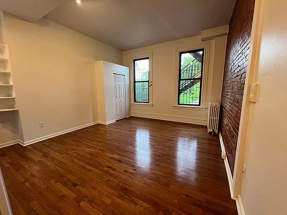 4th image of 410 S Atlantic Ave APT 4
