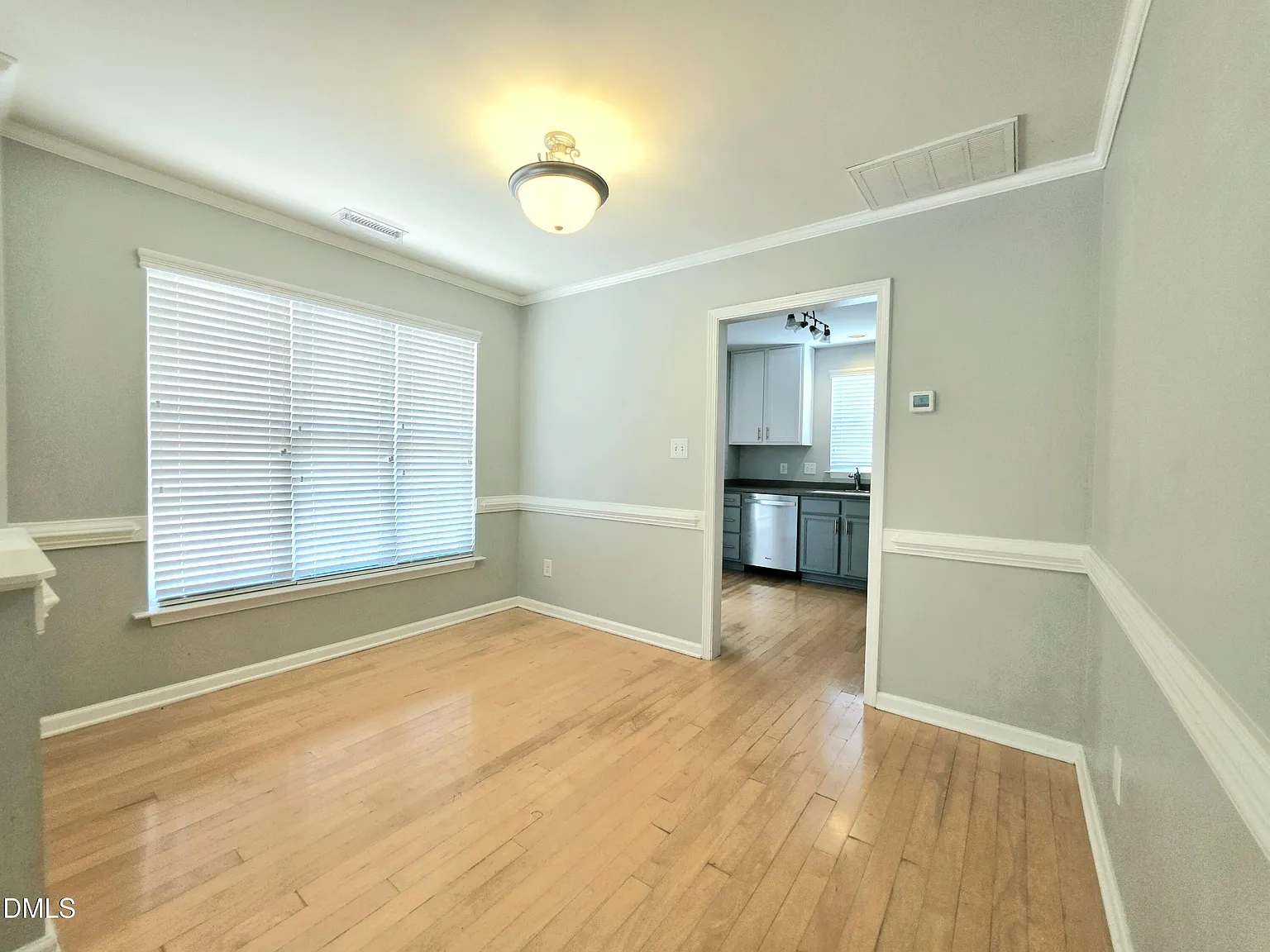 2 bed, 2.0 bath, 1417 sqft, $1,695 — Photo 3