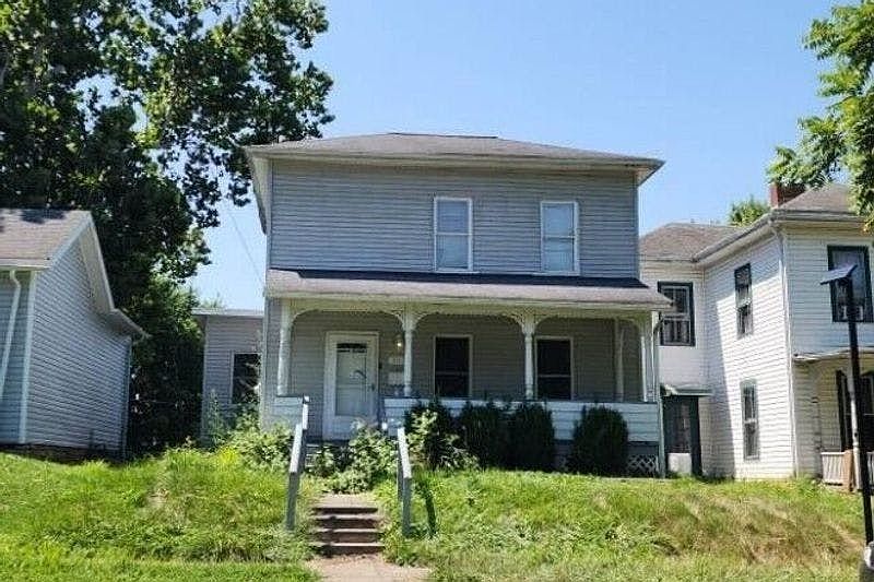 1st image of 323 Luck Ave