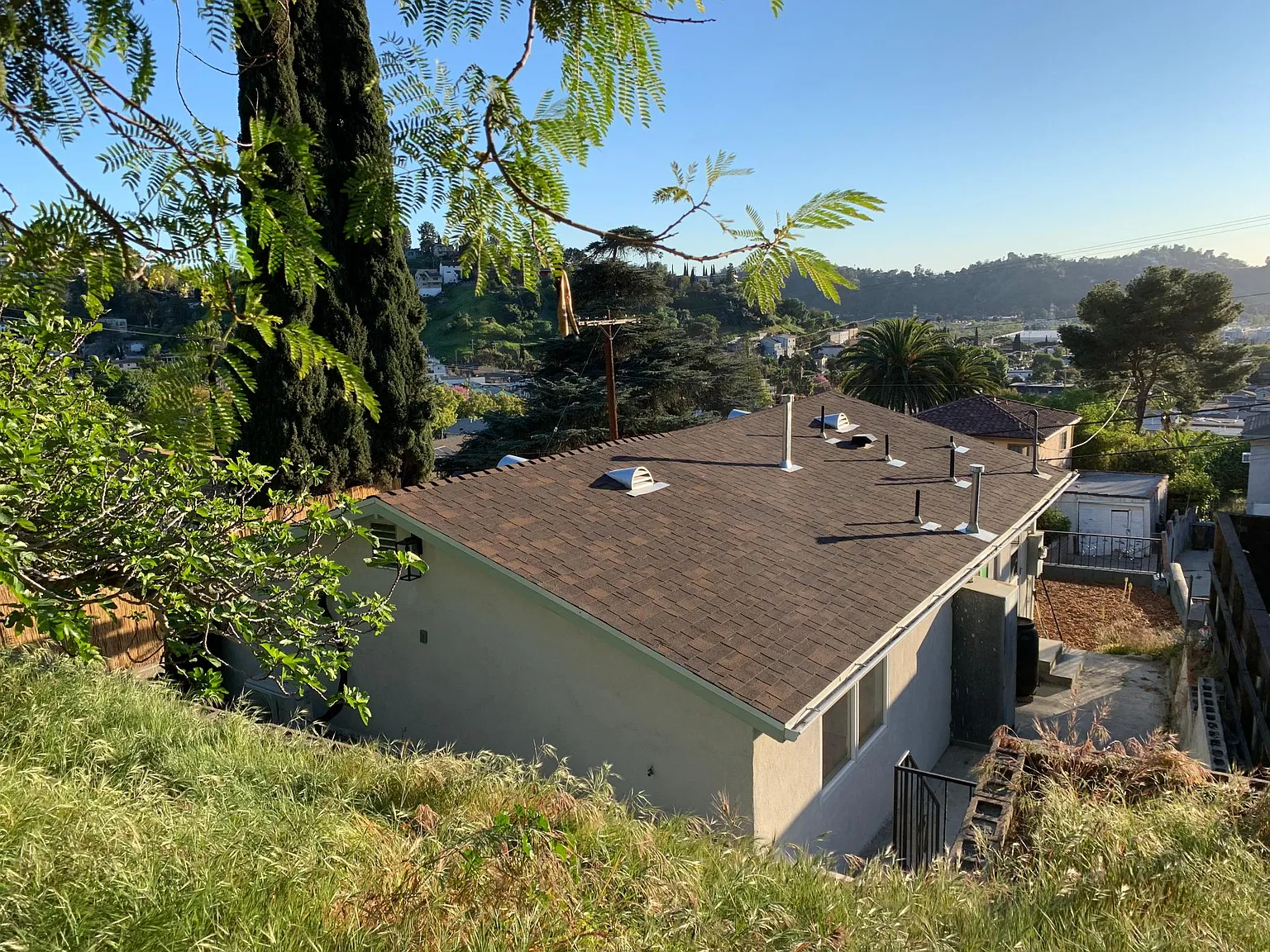 2 bed, 850 sqft, $4,200 — Photo 4
