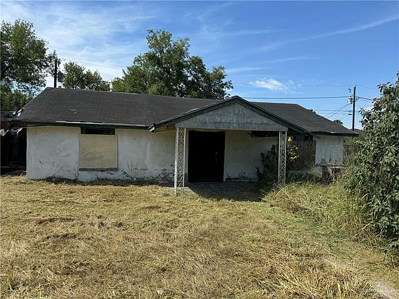 2nd image of 409 Jacobo St