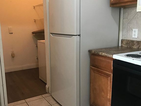 5th image of 6157 Metrowest Blvd Unit 305