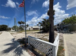 1599 Main St, Fort Myers Beach, FL 33931