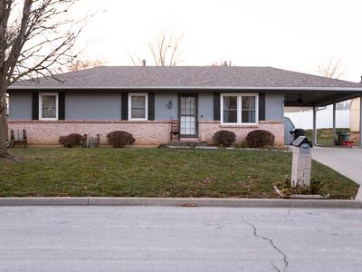 1099 N Conway Ave, Marshall, MO, 65340