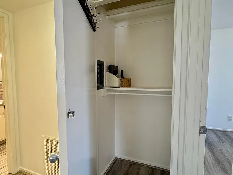 6878 Navajo Rd #25 — Photo 19