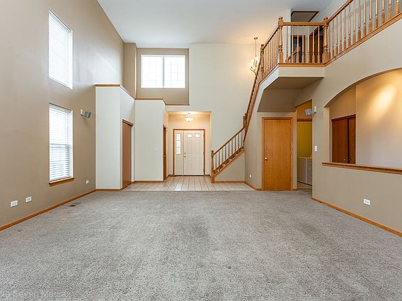 3rd image of 23001 W Redwing Ct