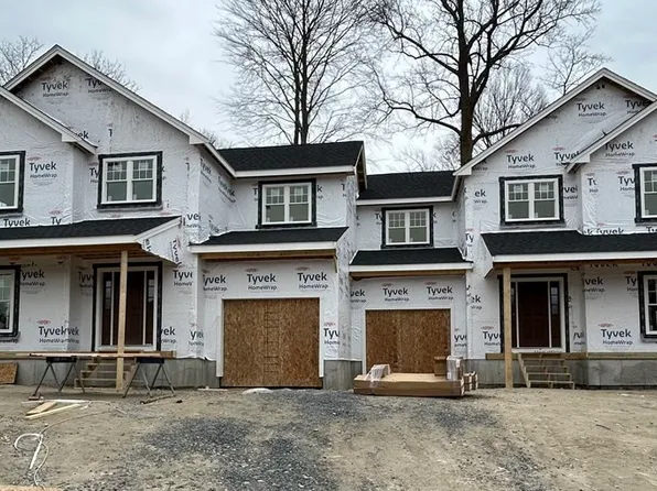 30 Johnny Mac Way #30B, Taunton, MA 02780