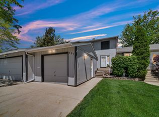 191 Acorn Ln, Bloomingdale, IL 60108