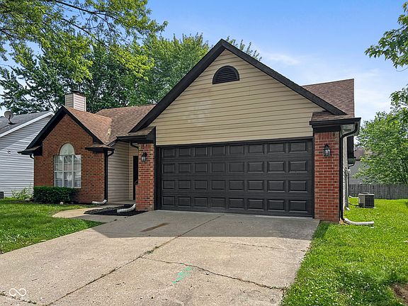 3rd image of 4123 Luxembourg Cir W
