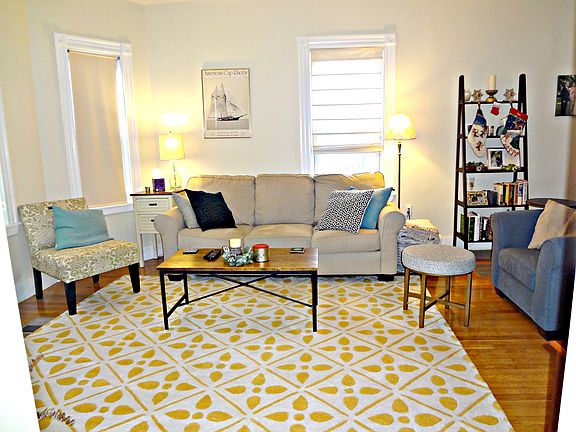 4th image of 30 Forbes St #1